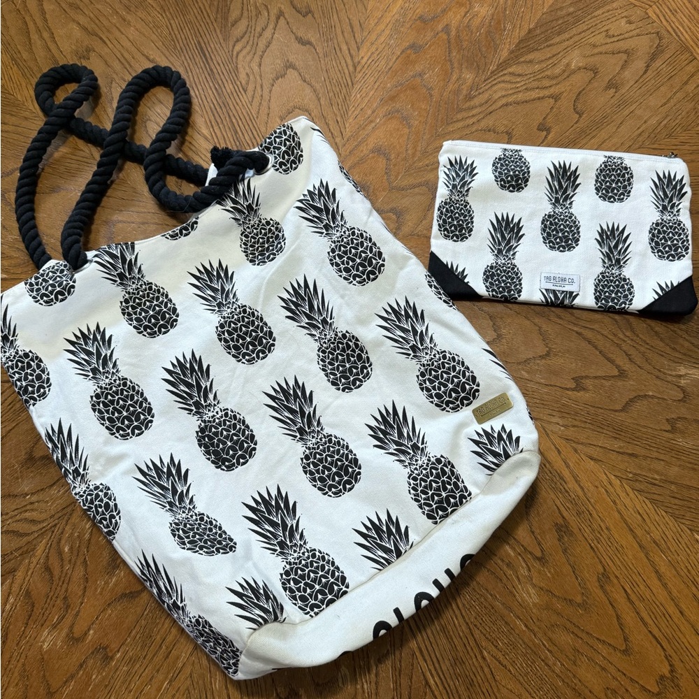 Pineapple Print Tote Bag with Pouch